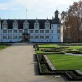 1201S 46 Schloss Neuhaus Nov 11